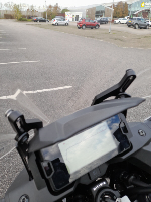 dashbord view of puig screen on honda nc750x